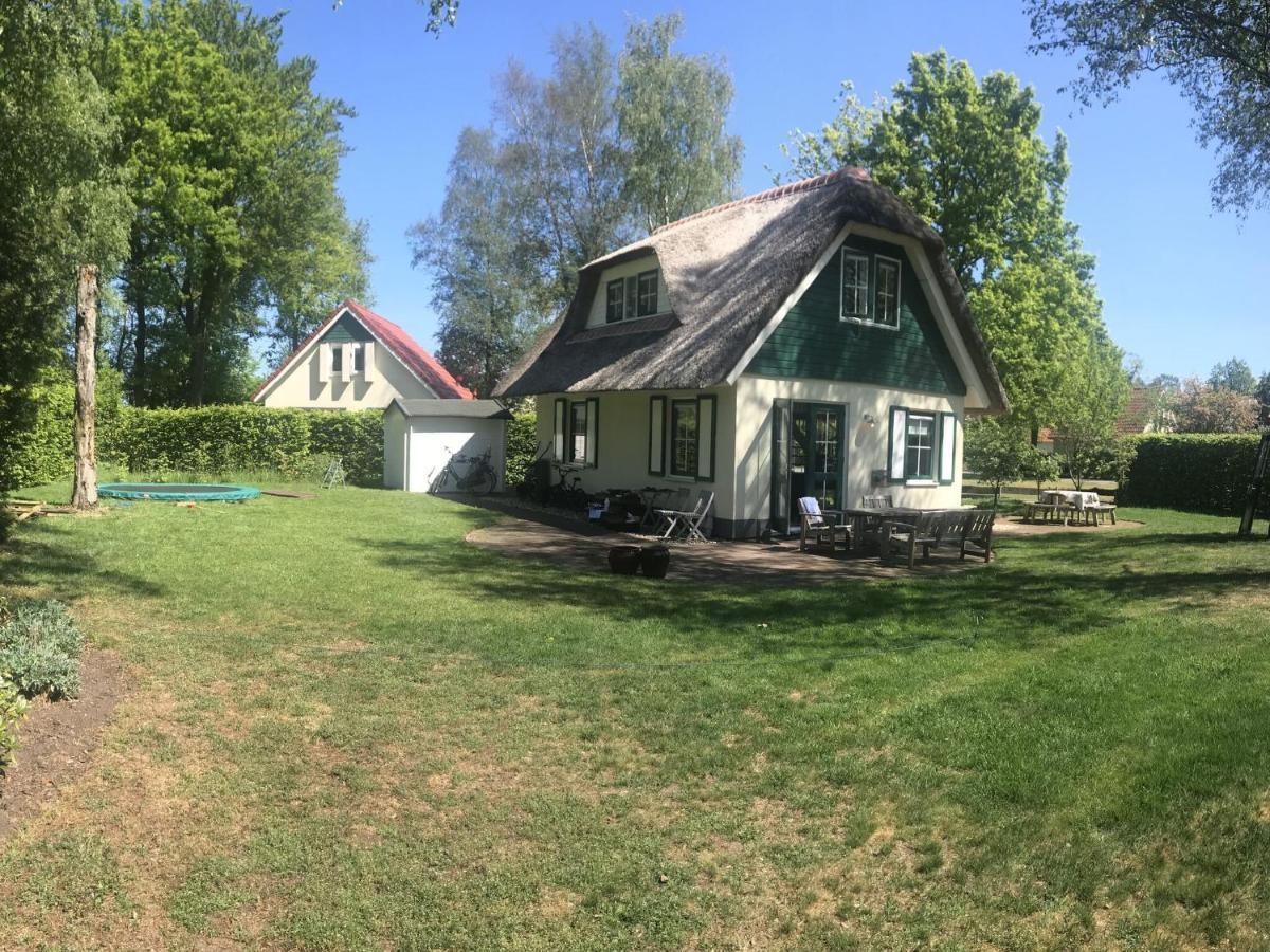 Beautiful Holiday Home In Heeten With Private Garden Номер фото